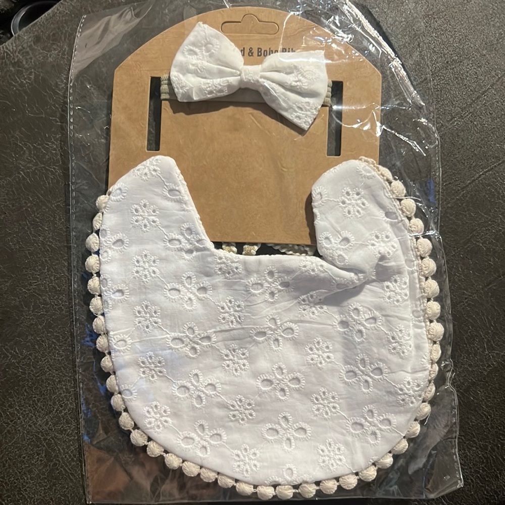 Boutique baby Boho matching bib and headband baby shower gift set in white